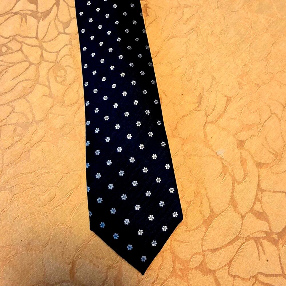 Tattersall London Men's Tie Blue with Small Silver Flowers Like New